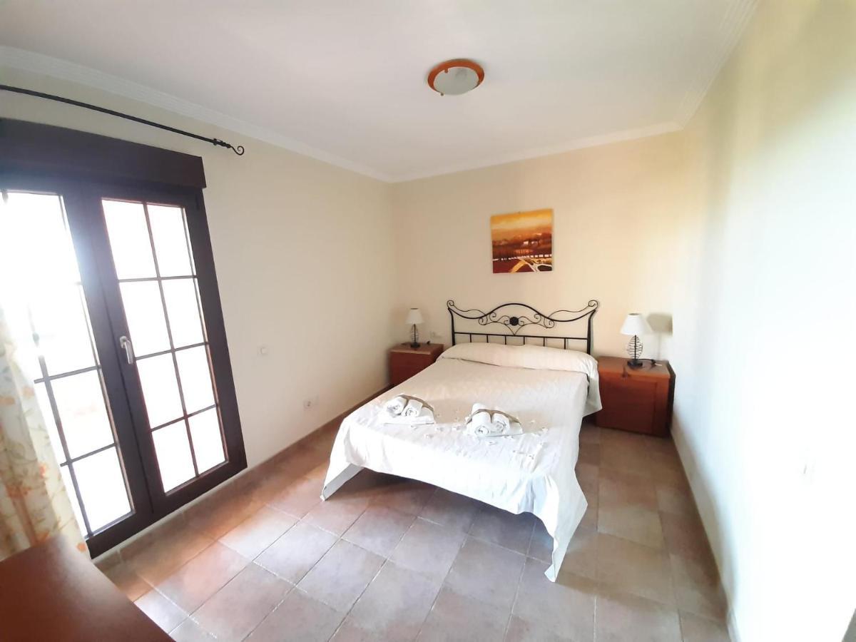 Apartamento 2 Dormitorios.Urb Playa Verde Исла-Канела Экстерьер фото